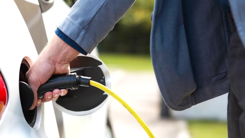 What Are the Disadvantages of a Hybrid Car_